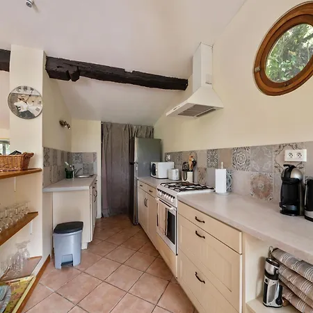 Semesterbostad Pleasant In With Sauna